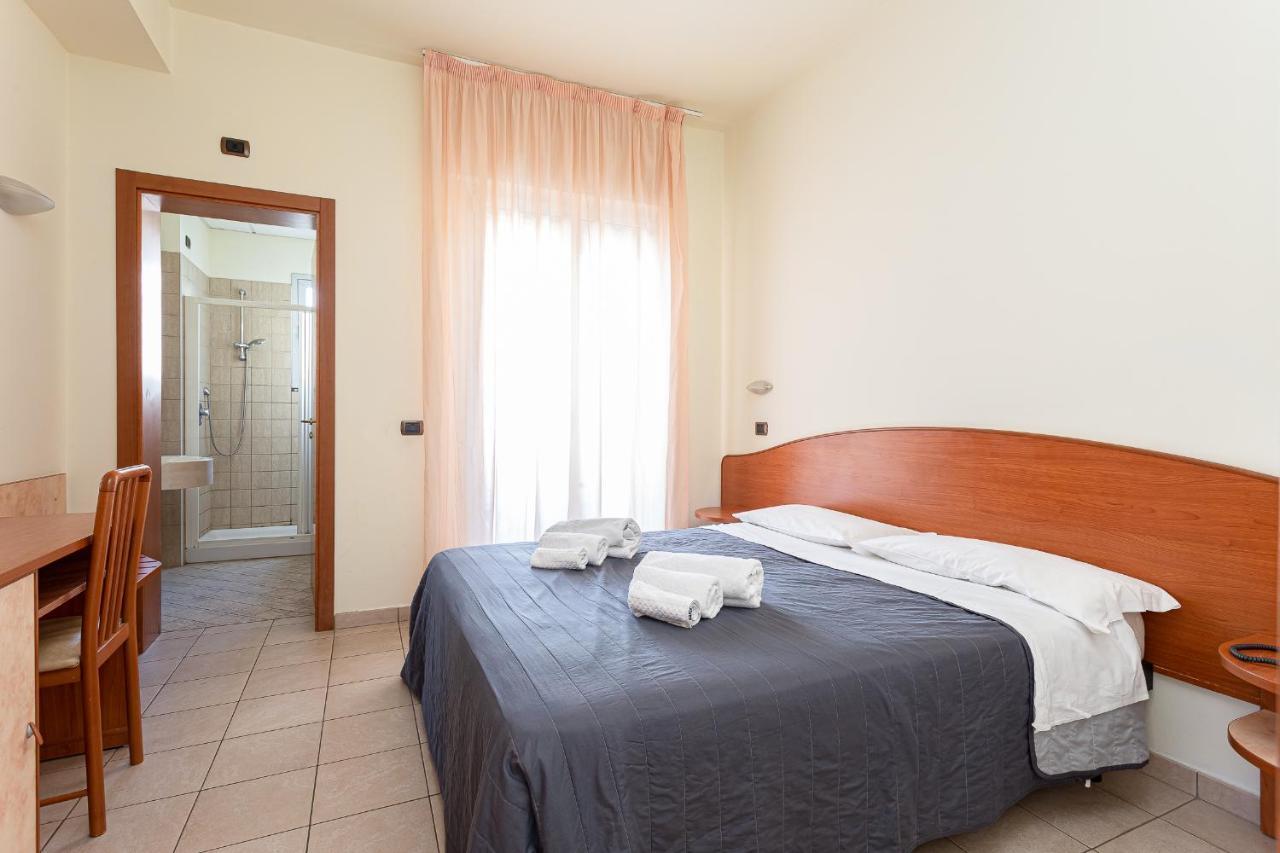 Hotel Villa Maria Cesenatico Luaran gambar