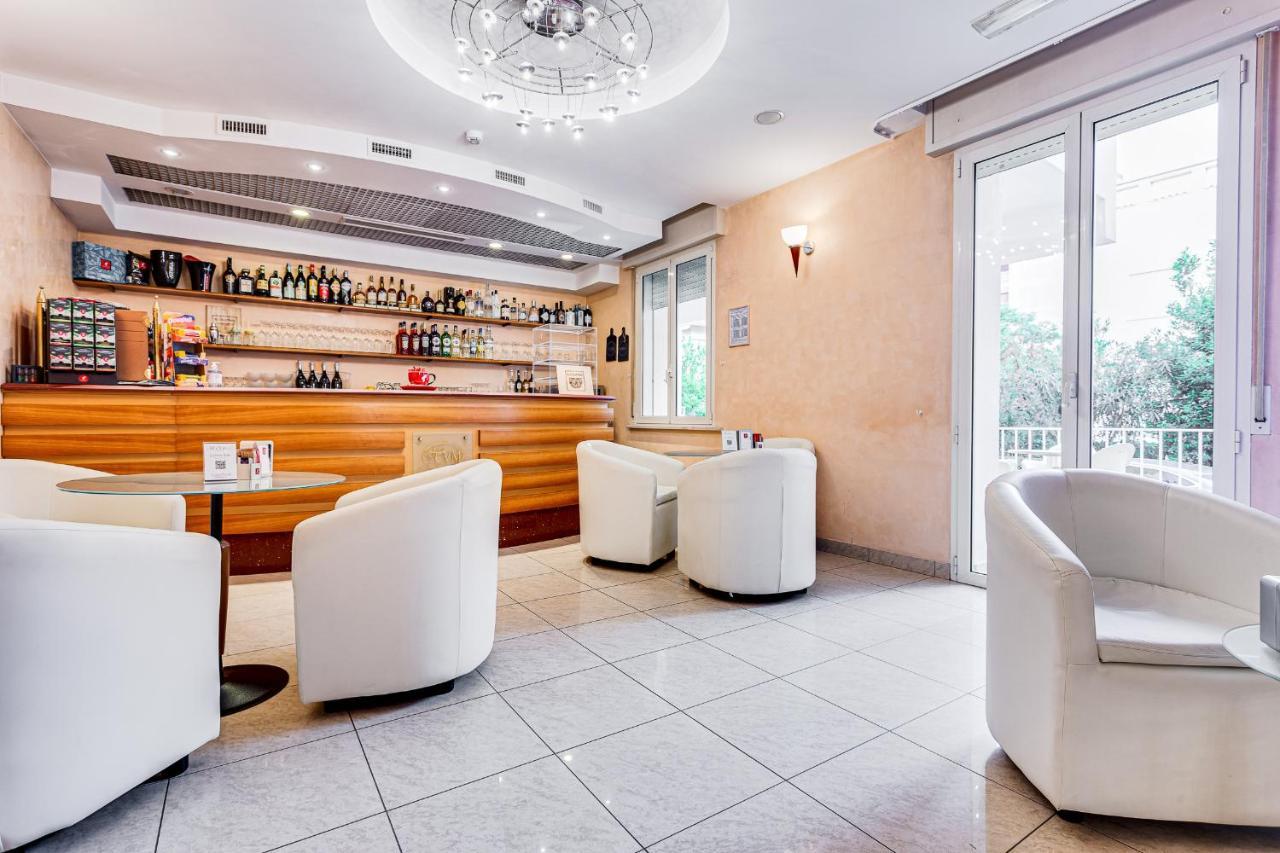 Hotel Villa Maria Cesenatico Luaran gambar