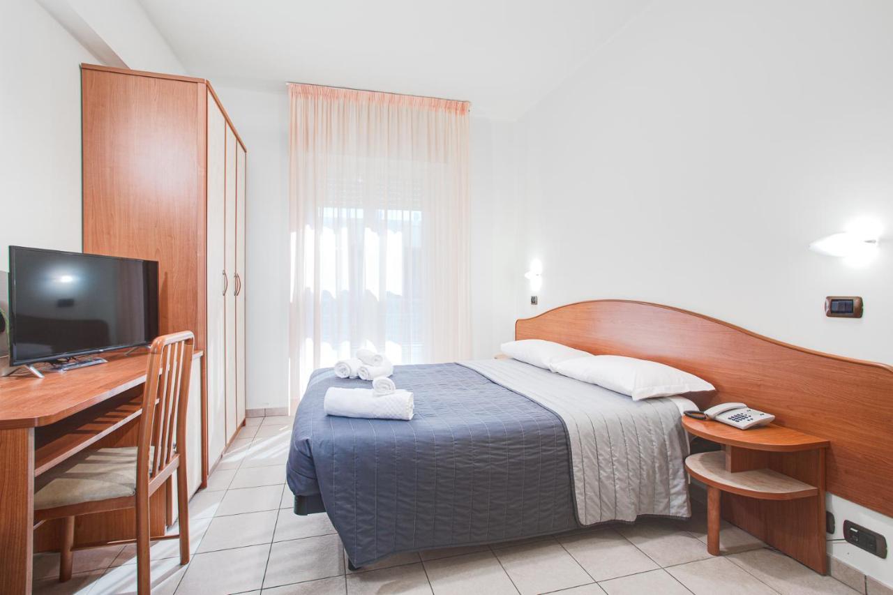 Hotel Villa Maria Cesenatico Luaran gambar