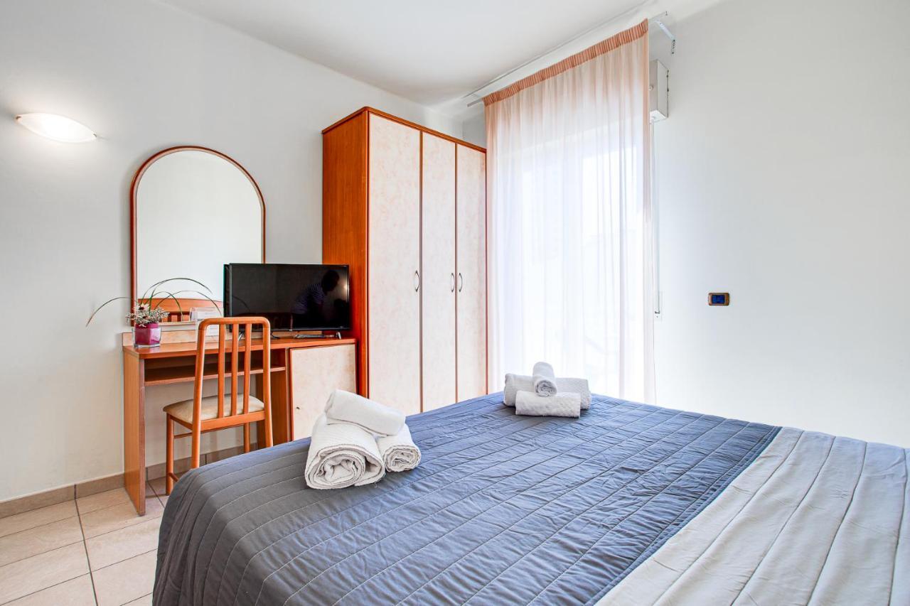 Hotel Villa Maria Cesenatico Luaran gambar