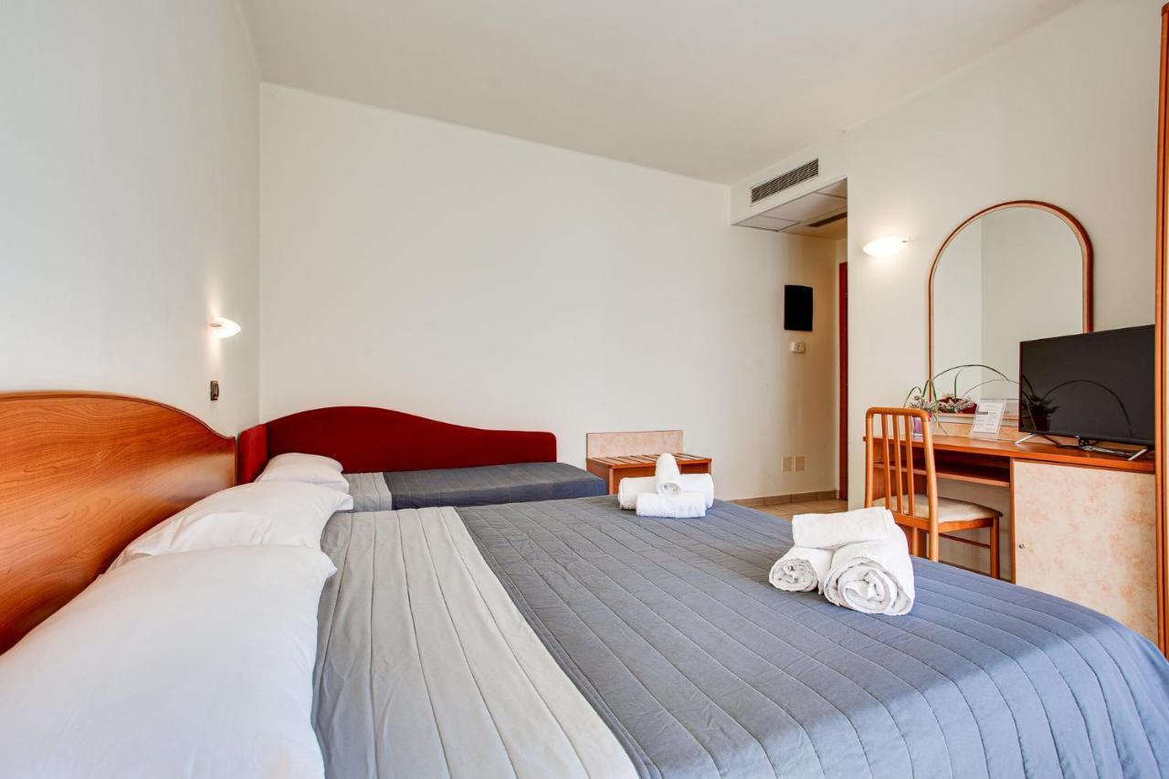Hotel Villa Maria Cesenatico Luaran gambar