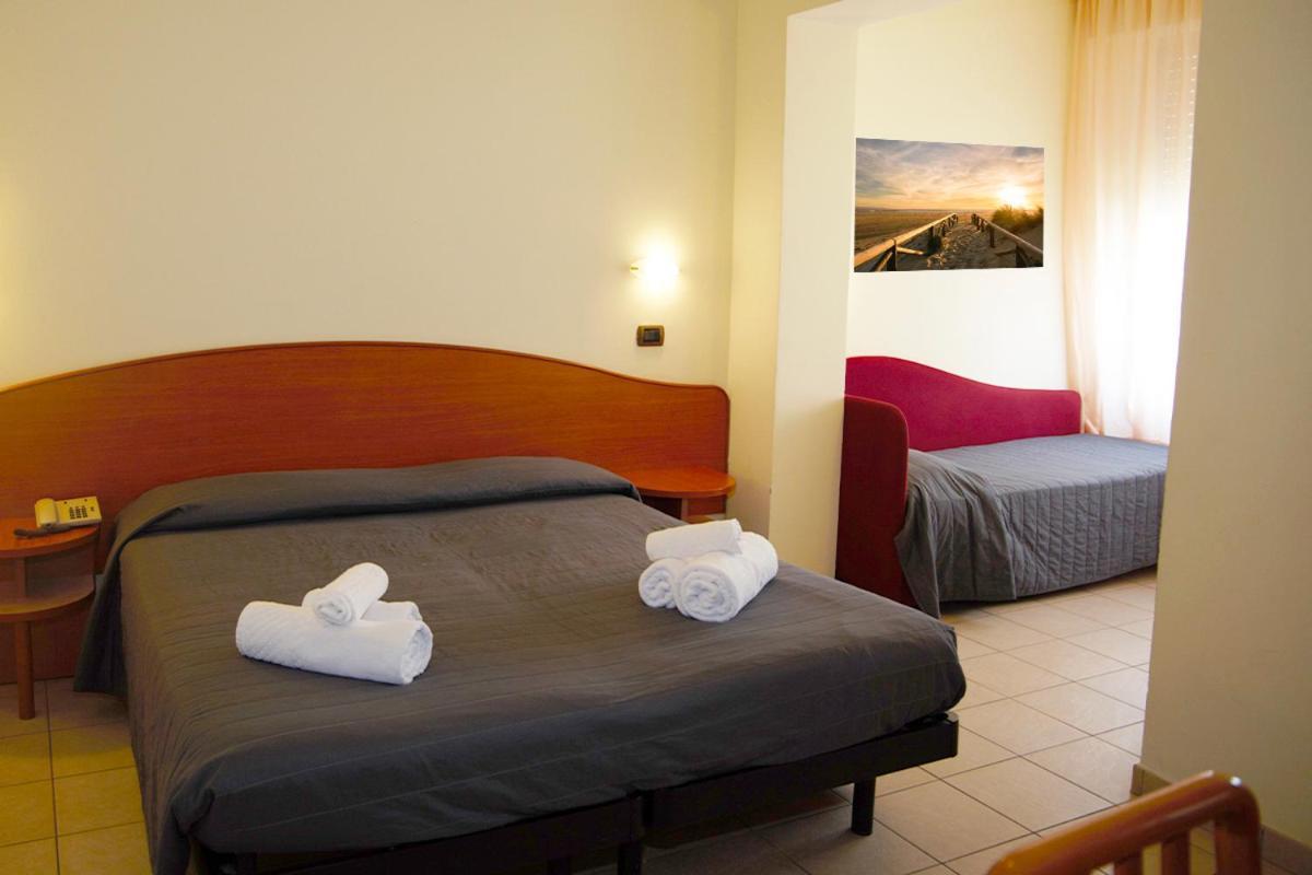 Hotel Villa Maria Cesenatico Luaran gambar